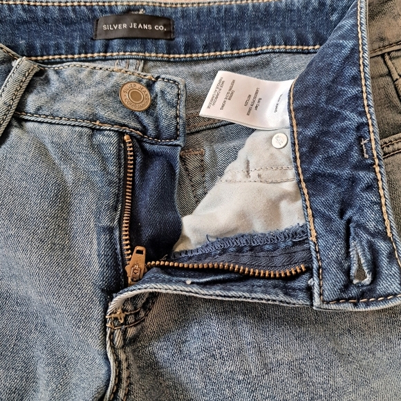 Silver Jeans Co. Suki Capri Women's Denim Size 27 Blue Light Wash - Picture 8 of 15